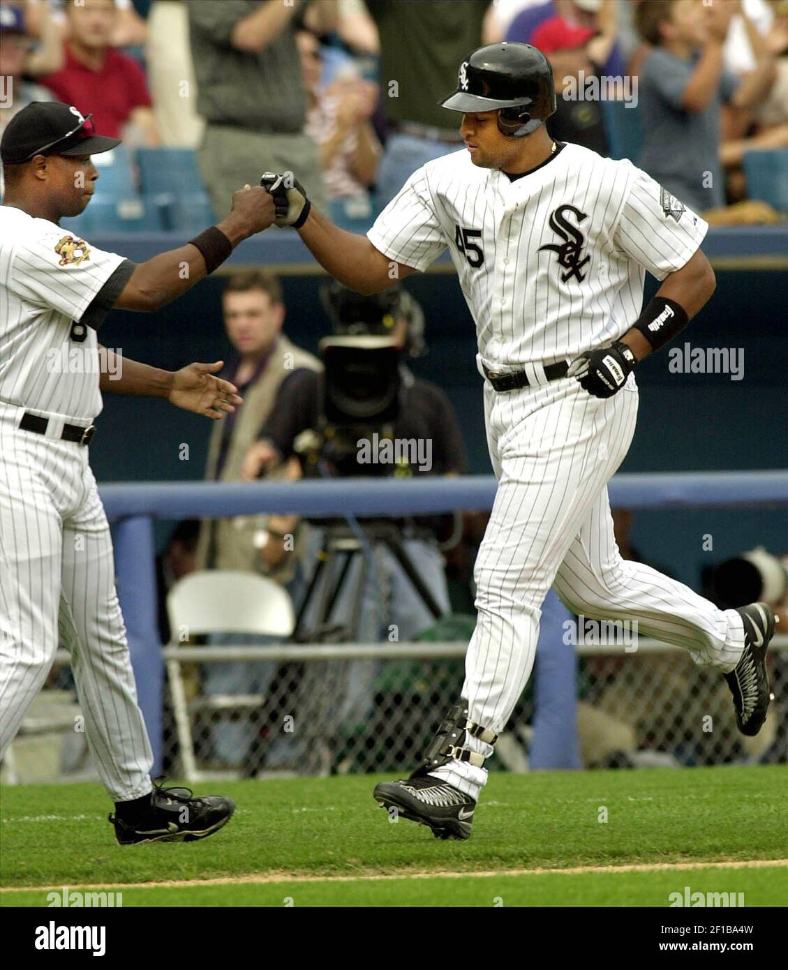 Photos: White Sox 3, Yankees 2 -- Chicago Tribune