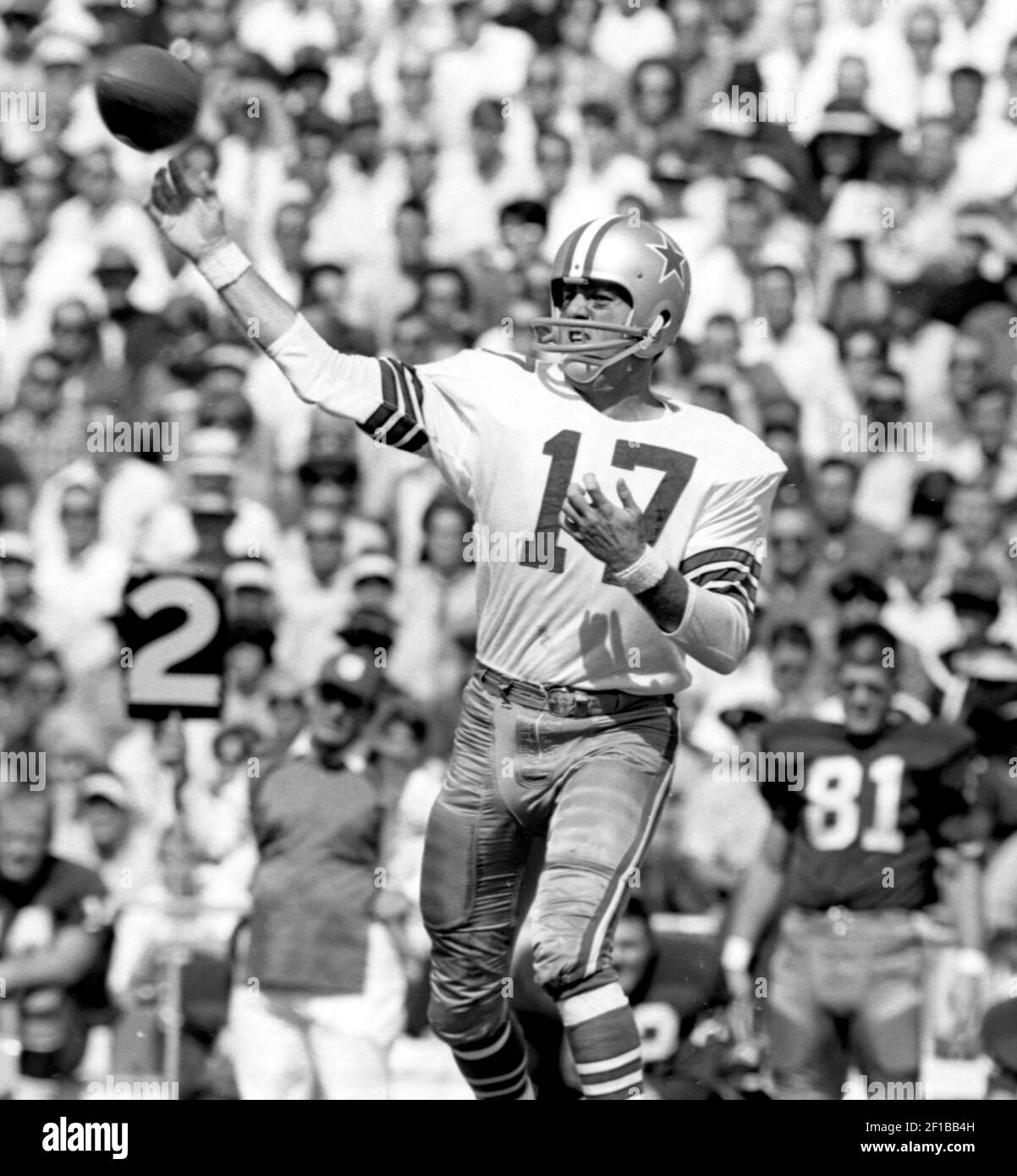 Dallas Cowboys quarterback Don Meredith throws against the Washington  Redskins September 26, 1965. The former quarterback and original member of  ABC's "Monday Night Football" died in Santa Fe, New Mexico,  after suffering