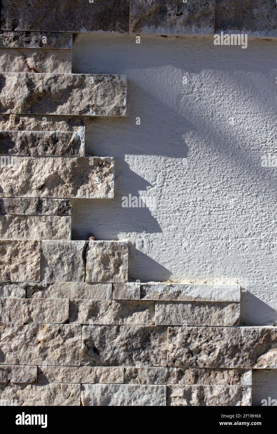 Decorative stone garden wall texture background Stock Photo - Alamy