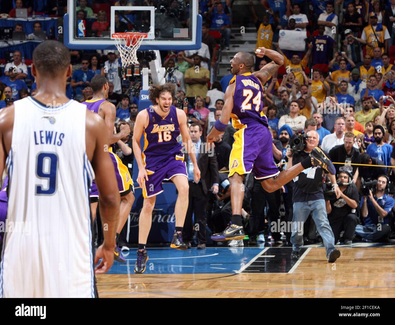 Pau Gasol's Lakers transformation playing with Kobe Bryant - ESPN