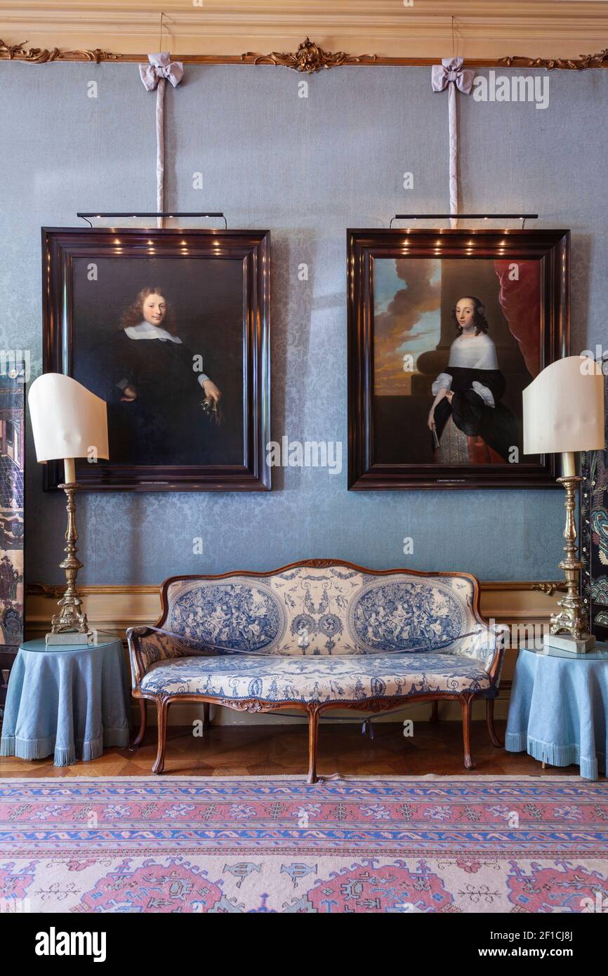 The living room in the Rembrandt House museum - where Rembrandt Van Rijn lived and worked in the 17th Century, Amsterdam, Netherlands Stock Photo
