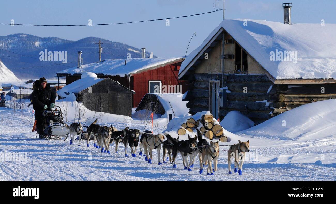 Aaron Burmeister departs Kaltag, Alaska during the Iditarod on Sunday