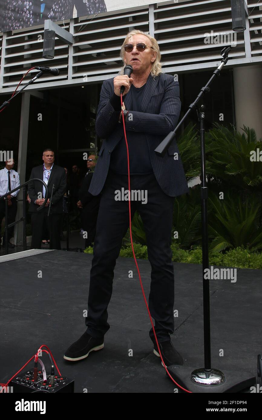 07 July 2015 - Hollywood, California - Ringo Starr attends his 75th birthday fan gathering at Capitol Records. Photo Credit: F. Sadou/AdMedia *** Please Use Credit from Credit Field *** Stock Photo