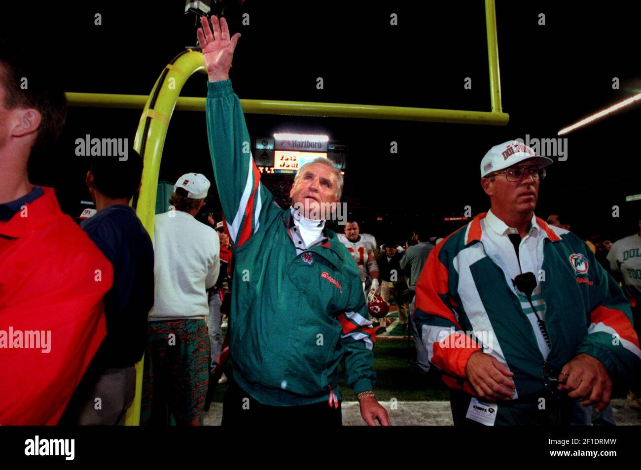 Don Shula leaves the Joe Robbie Stadium field for the last time as head coach of the Miami Dolphins after beating Kansas City on Monday Night Football on Dec. 11, 1995. (Photo by David Bergman/Miami Herald/TNS/Sipa USA) Stock Photo