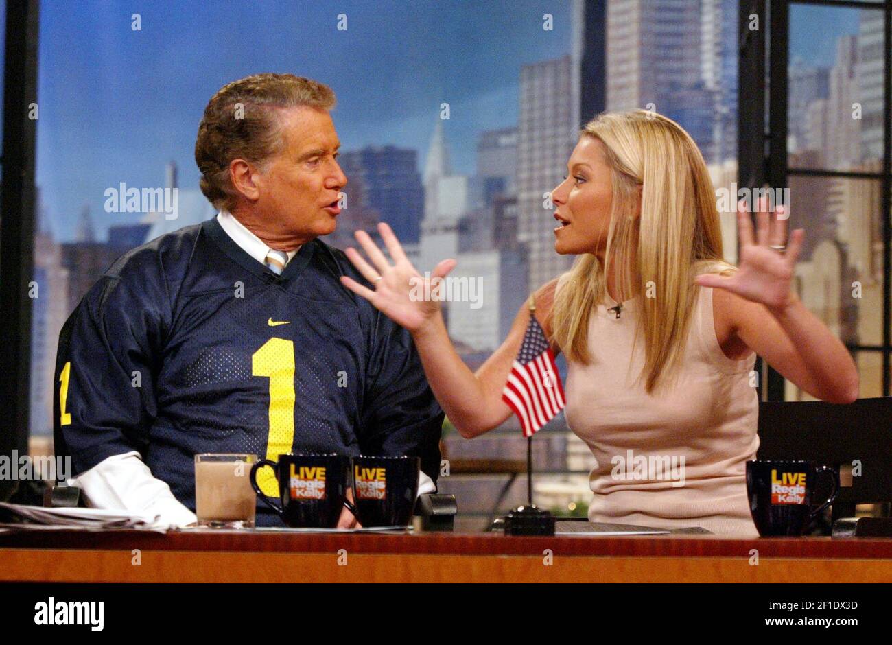 Sep 16, 2003; New York, NY; Regis Philbin and Kelly Ripa on the set of 'LIVE with Regis and Kelly' at the ABC studios in Manhattan. Mandatory Credit: Eileen Blass-USA TODAY/Sipa USA Stock Photo