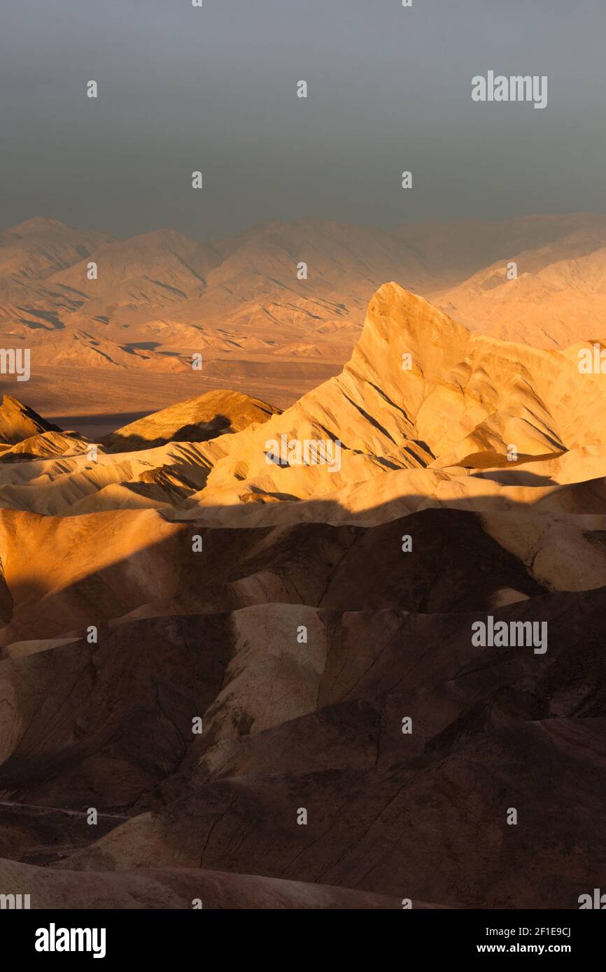Death valley badlands panoramic hi-res stock photography and images - Alamy