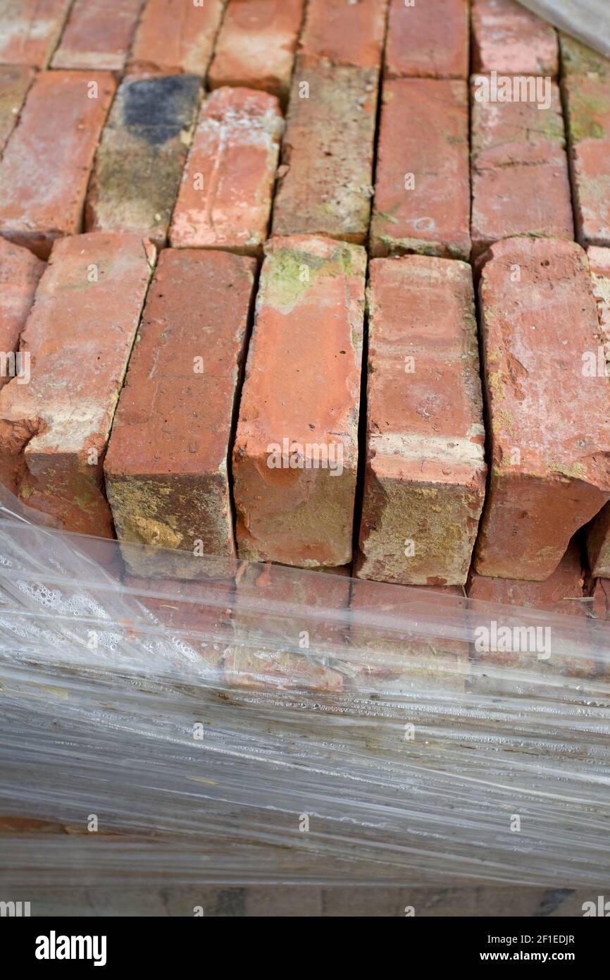 Wire cut brick hires stock photography and images Alamy