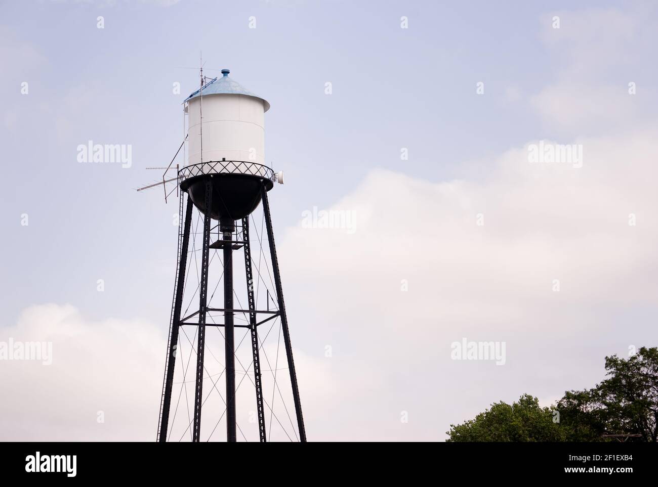 Water storage tower hi-res stock photography and images - Alamy