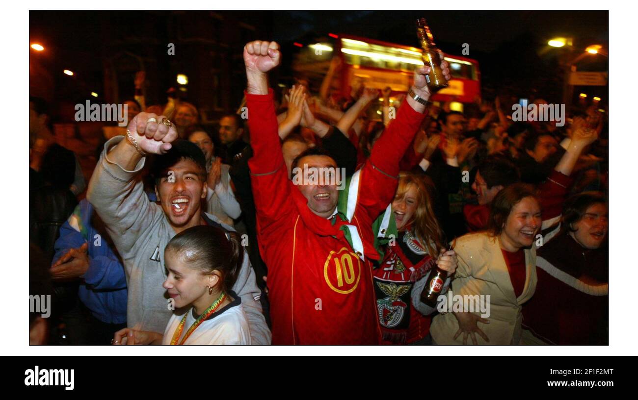 Euro 2004 england fans hi-res stock photography and images - Page