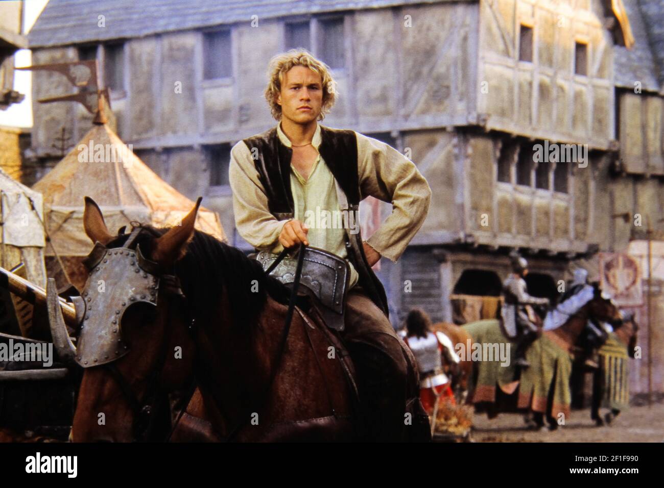 Heath Ledger, 'A Knight's Tale' (2001) Sony Pictures. Photo Credit: Egon Endrenyi/Sony Pictures/The Hollywood Archive - File Reference # 34082-1070THA Stock Photo