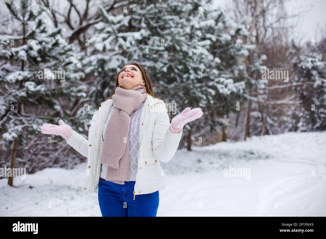 Woman wearing warm clothing layers hi-res stock photography and images -  Alamy