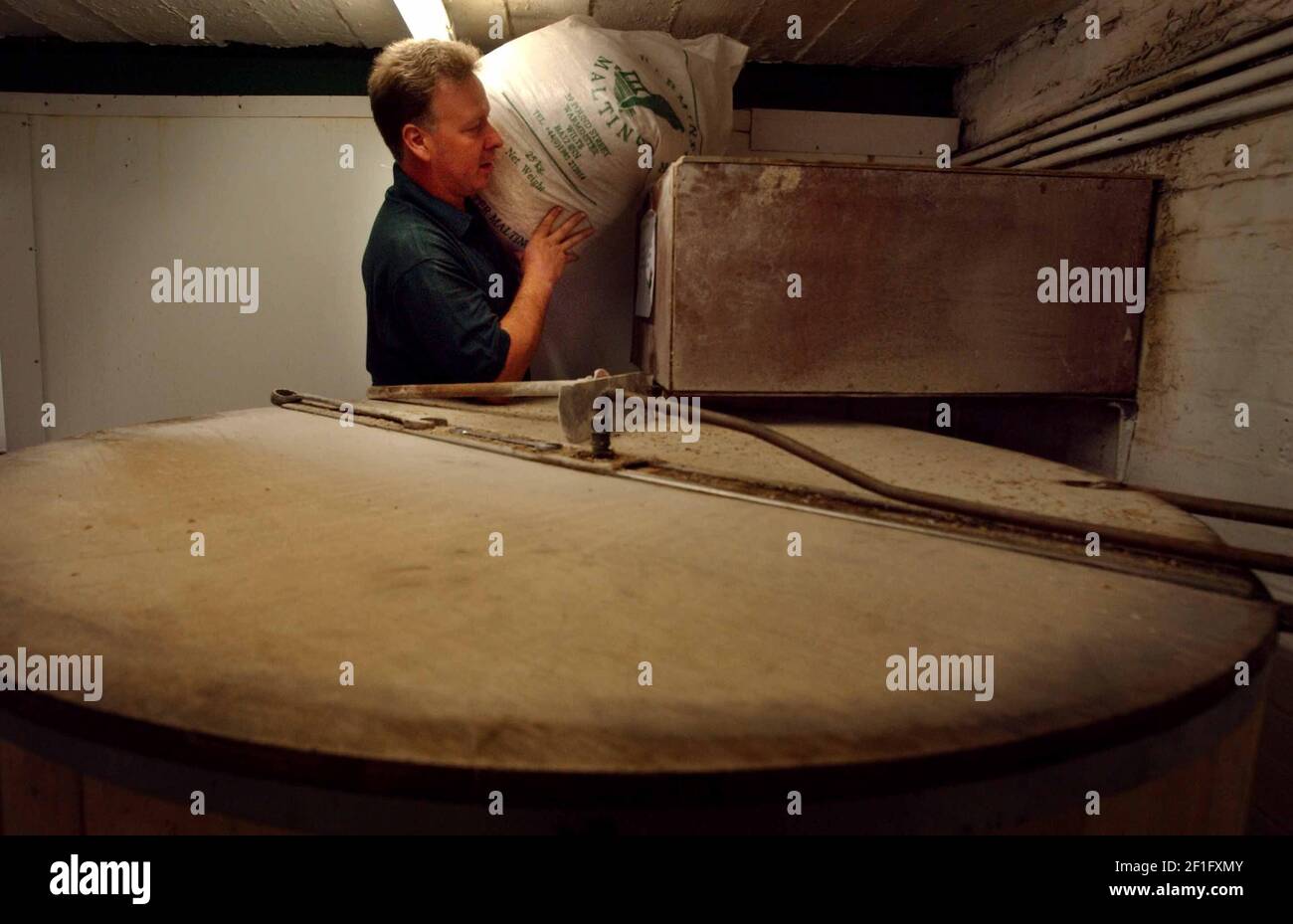 BREWER, BRUCE LITTLER AT WORK AT THE FROG ISLAND BREWERY IN NORTHAMPTON