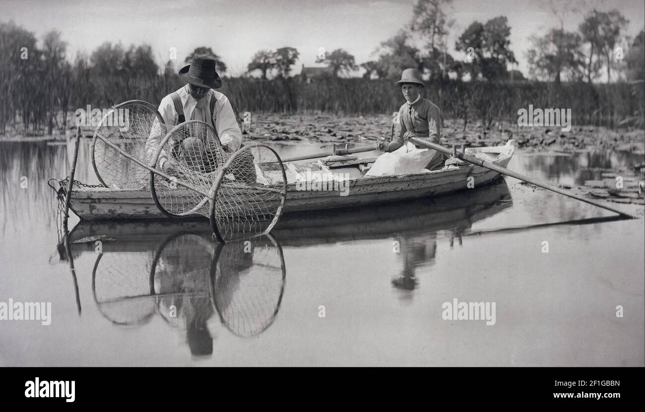 Peter Henry Emerson - Setting the Bow-Net Stock Photo