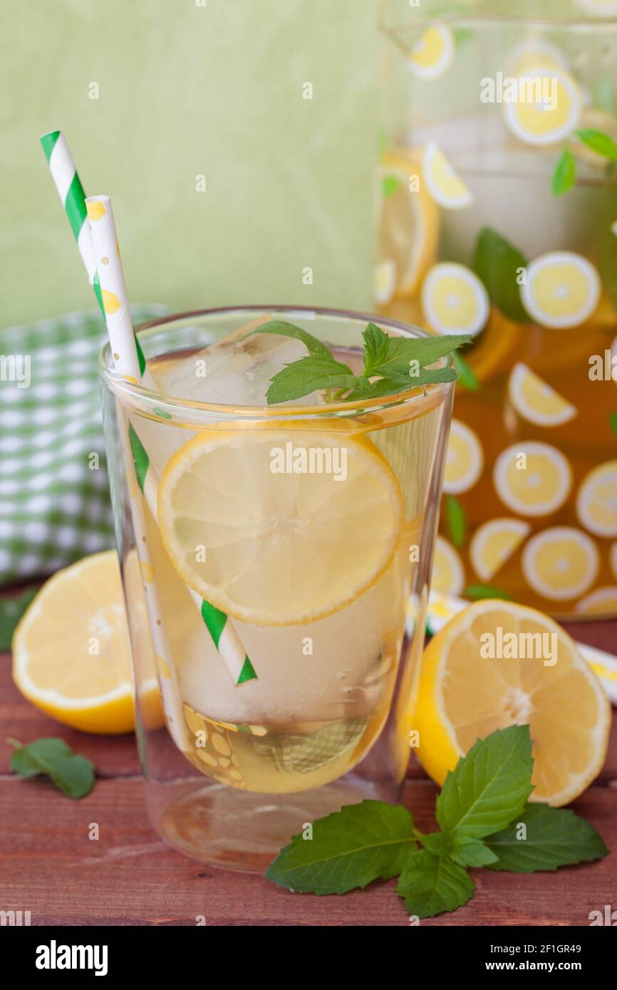 Homemade iced tea with lemon Stock Photo - Alamy