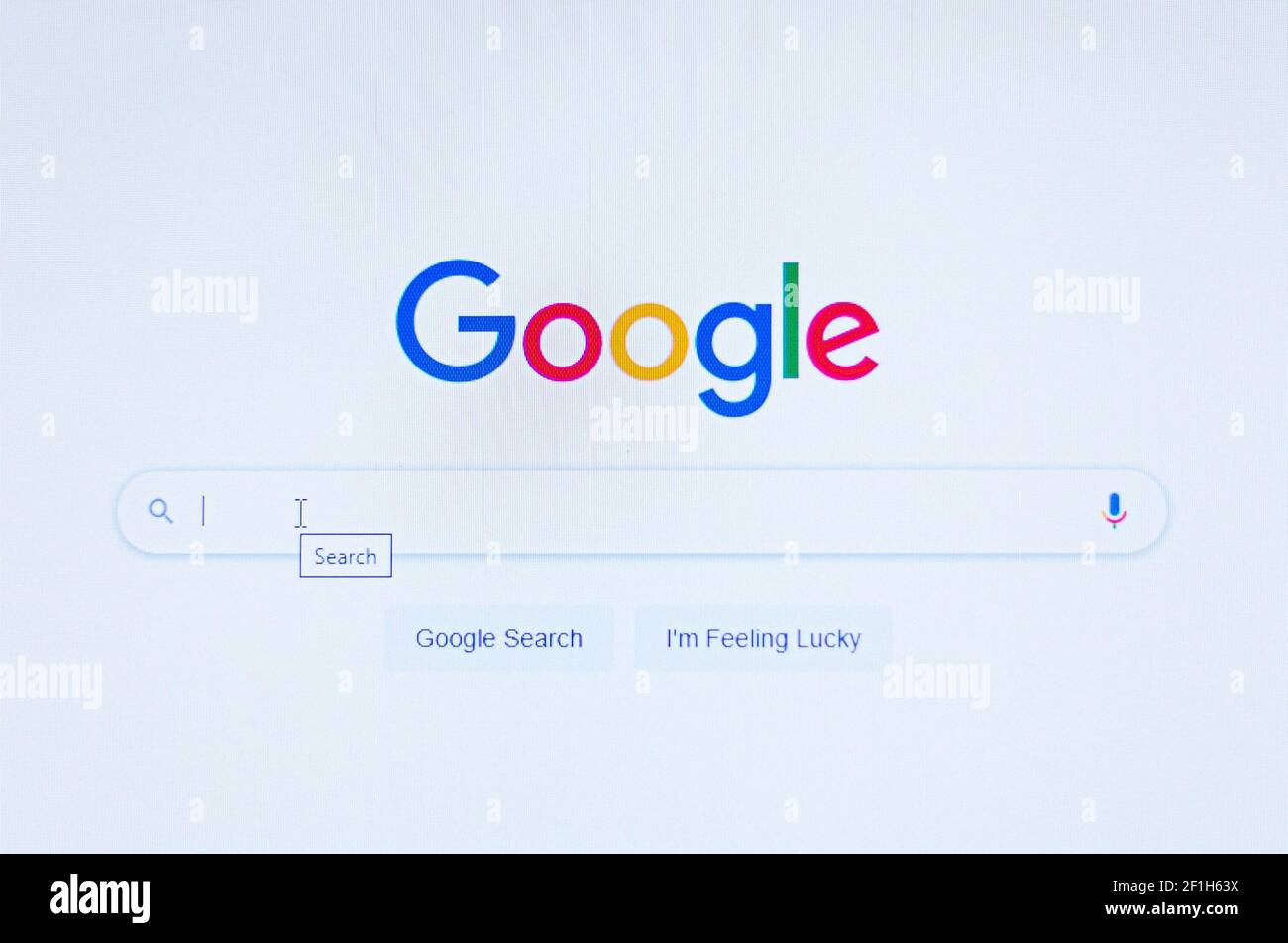 2020 closeup of screen with a home page of the google chrome search