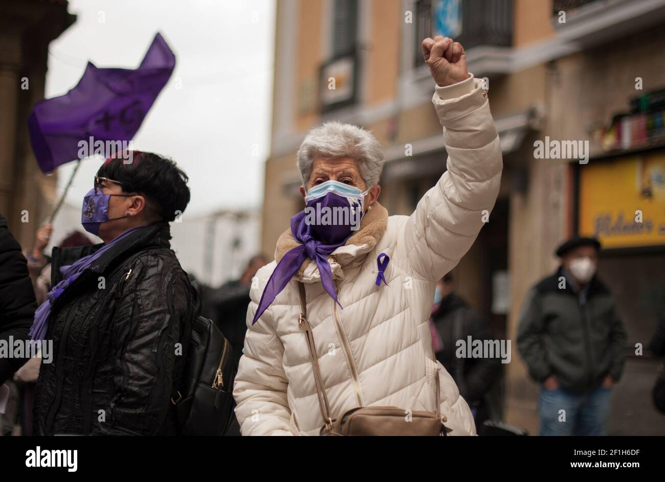 Purple - Colours - Italy Mask