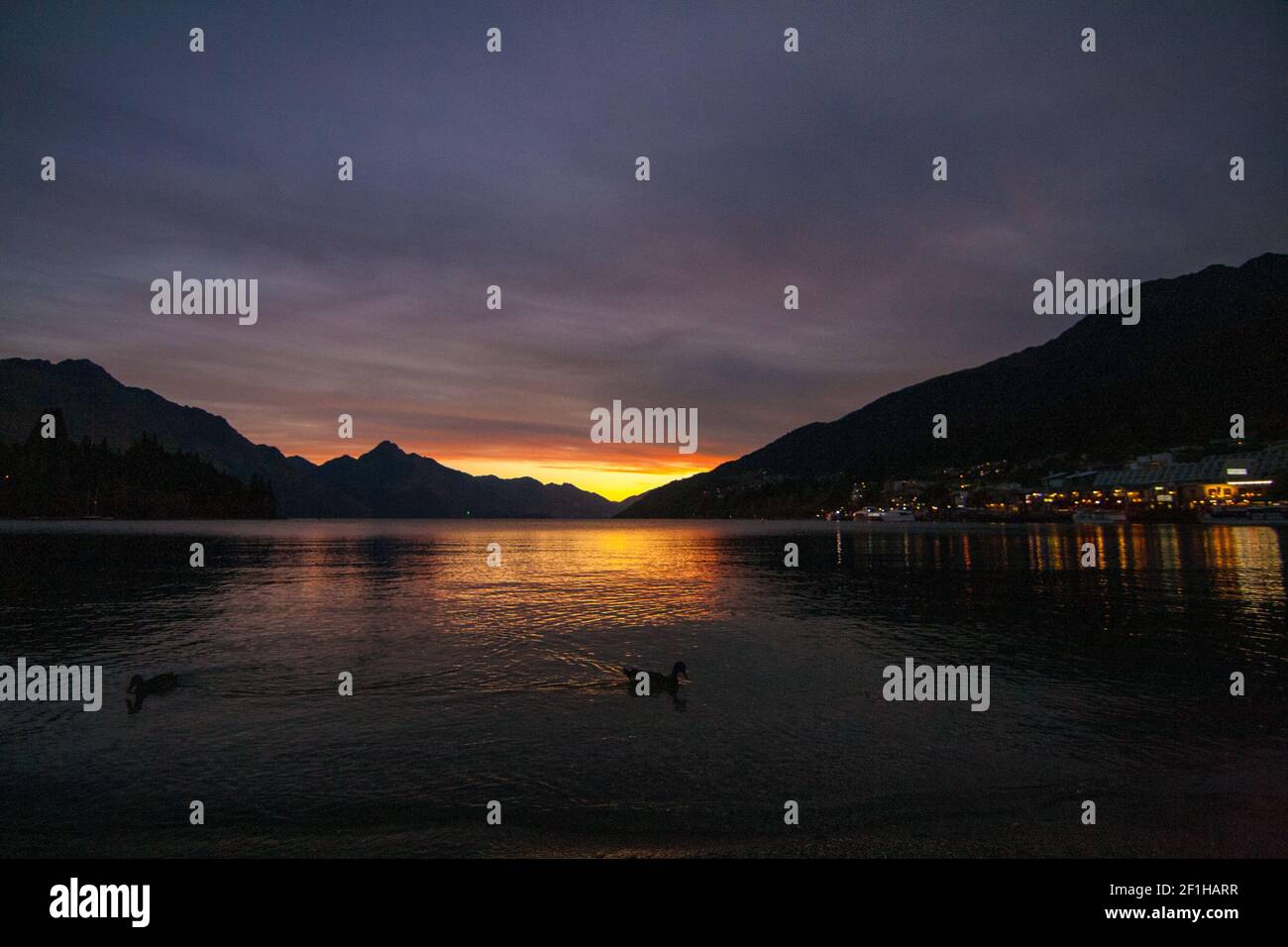 Lake Wakatipu and Queenstown twilight after sunset, New Zealand, South ...