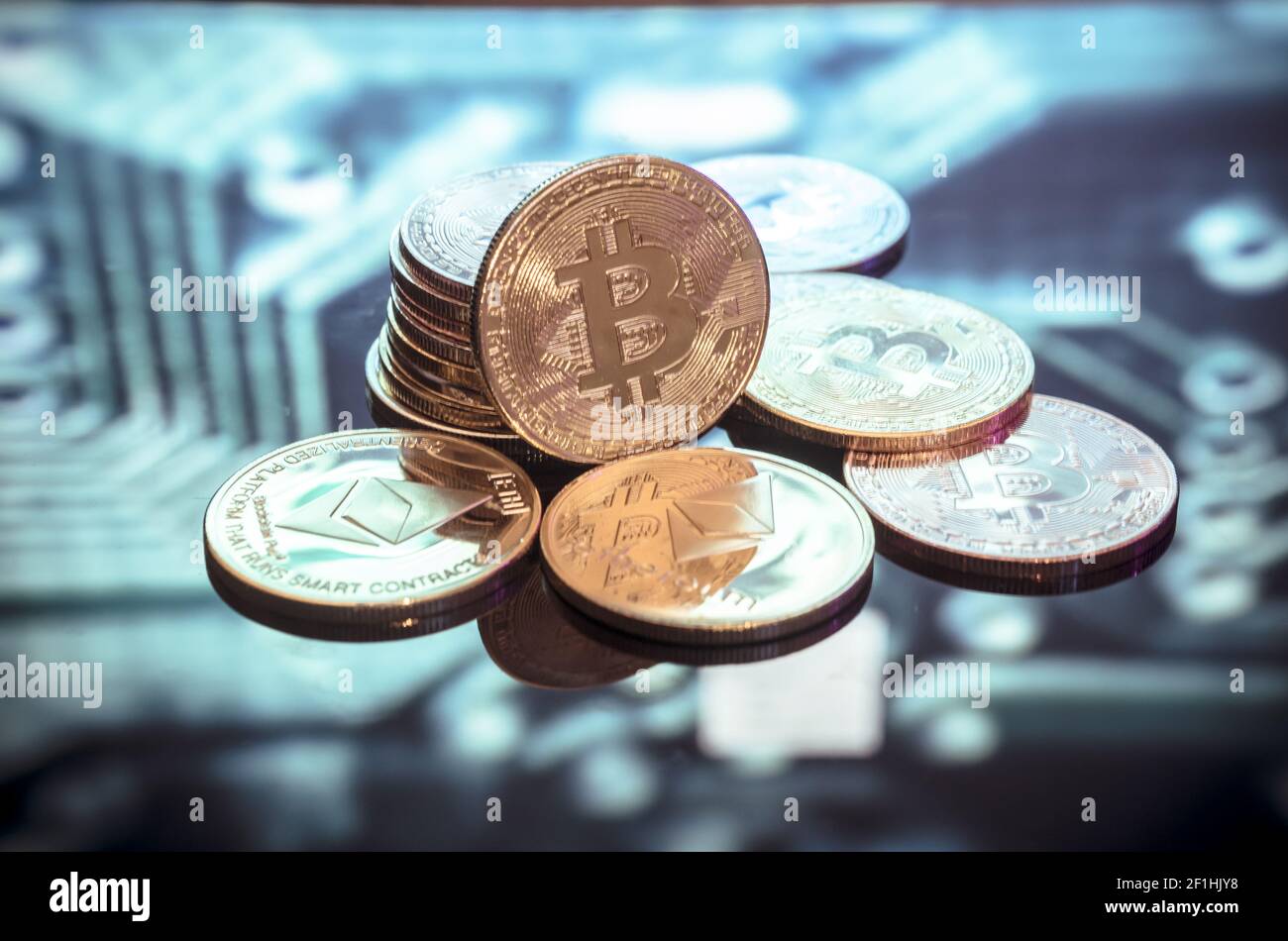 Gold Printed High Resolution Stock Photography And Images Alamy Gold Printed High Resolution Stock Photography And Images Alamy