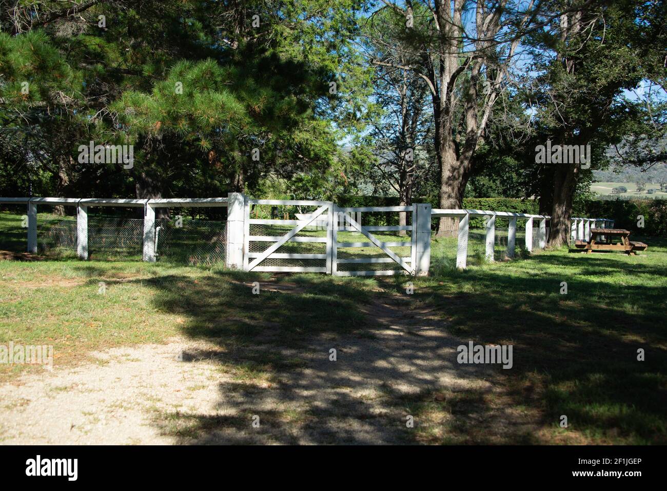 White painted wooden gate hi-res stock photography and images - Alamy