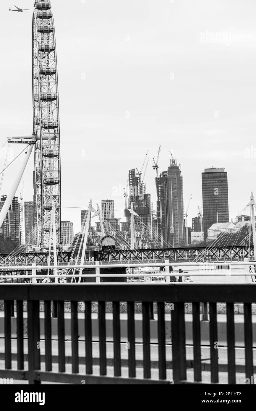 River thames stock Black and White Stock Photos & Images - Alamy