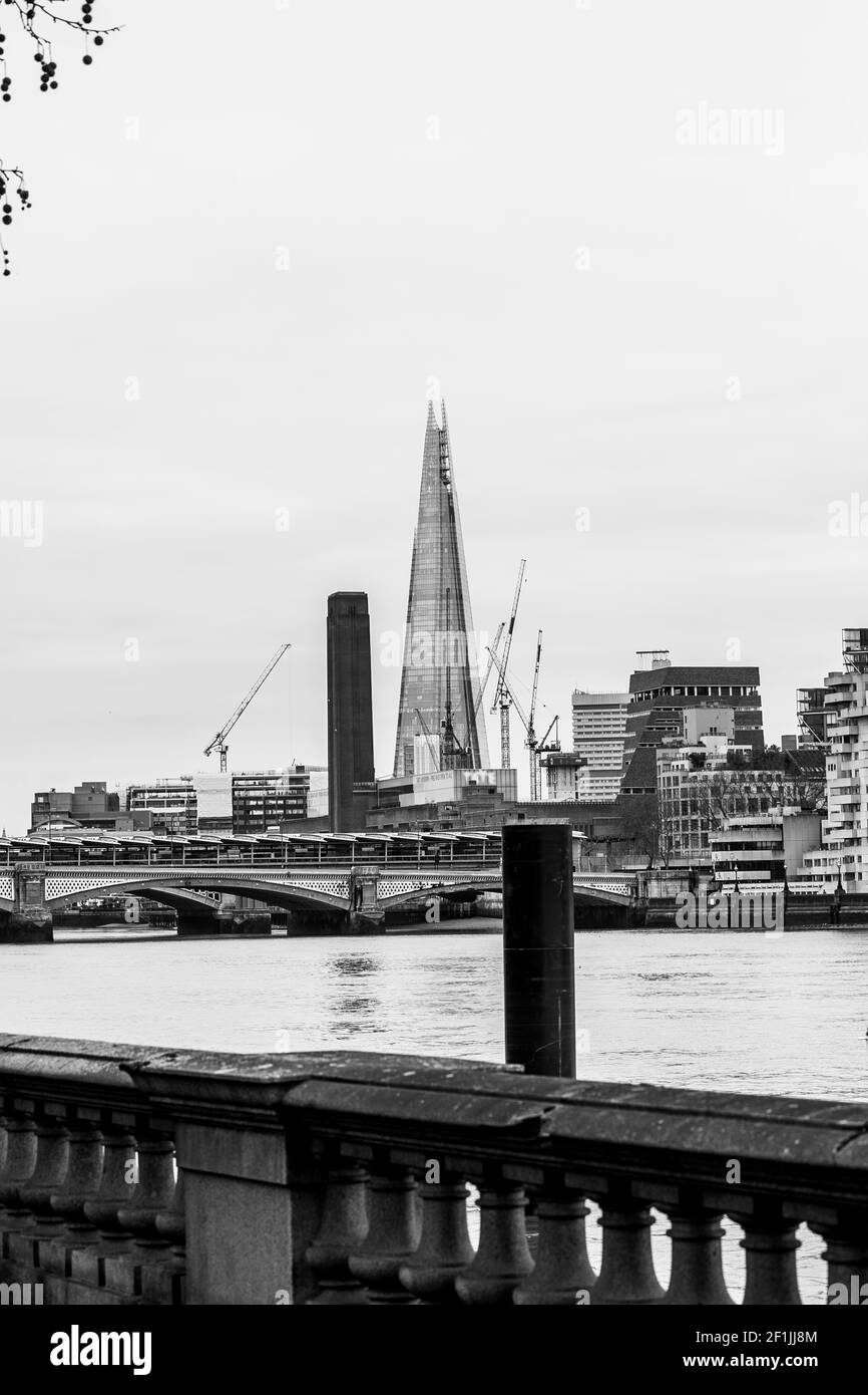 Rnli river thames Black and White Stock Photos & Images - Alamy