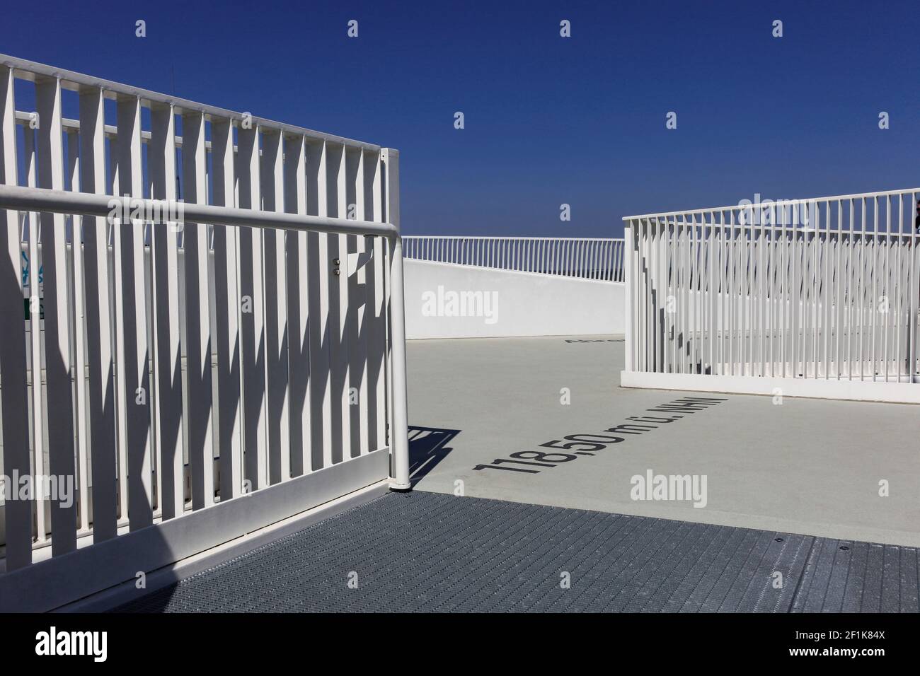 Pattern of stair railing against a blue sky Stock Photo - Alamy