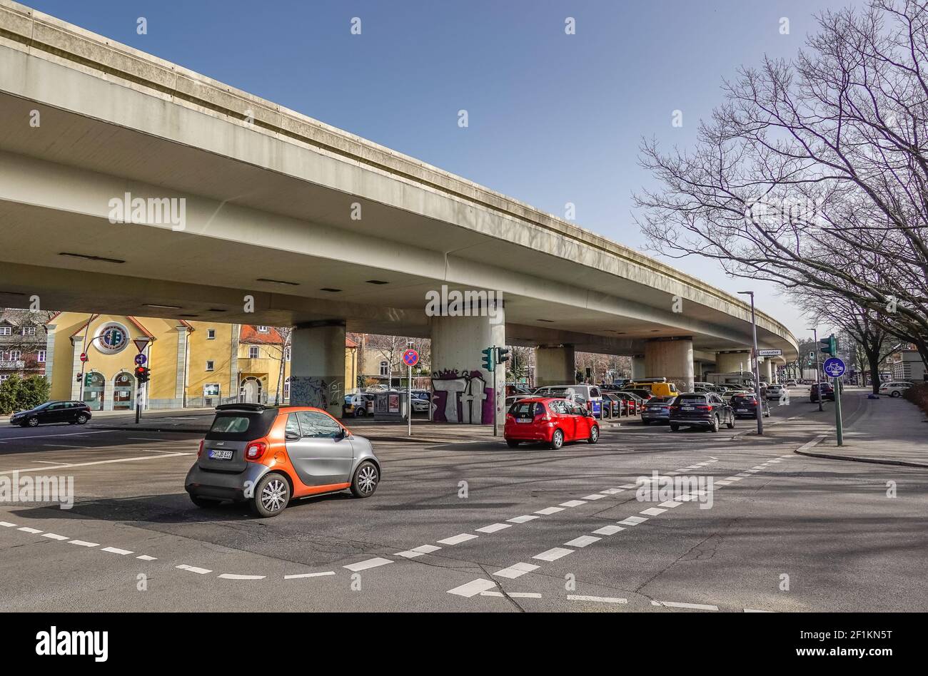 Betonbrücke, Dillenburger Straße, Breitenbachplatz, Dahlem, Steglitz-Zehlendorf, Berlin, Deutschland Stock Photo