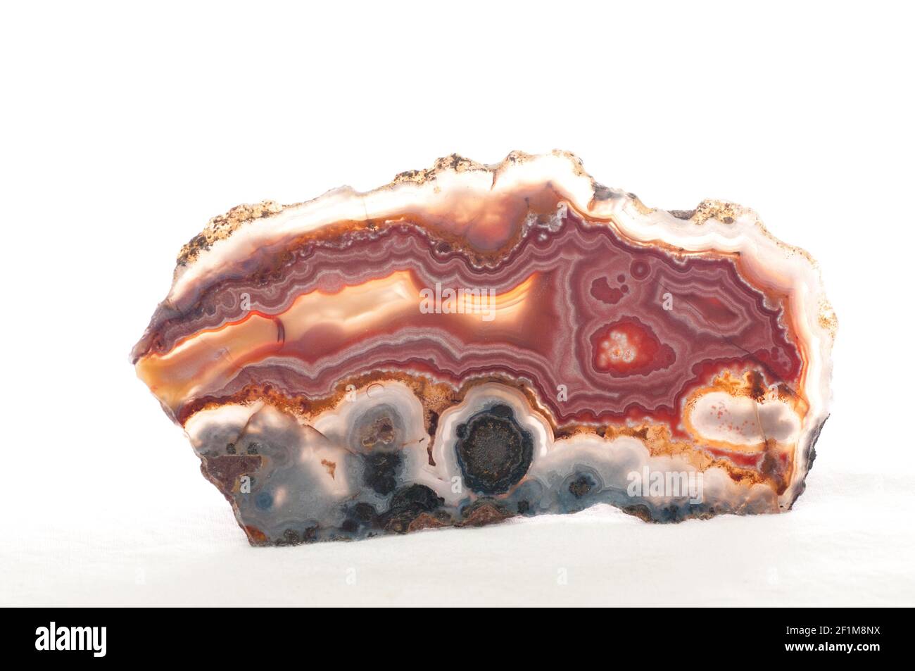 Identifying Agate Rocks Rough rough round agate mineral sample with outer shell geode Stock Photo - Alamy