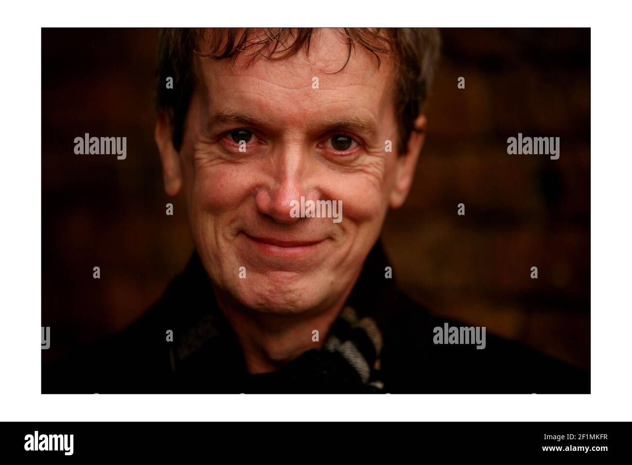 Frank Skinner photographed at the South Bank centre in Londonphotograph by David Sandison The Independent Stock Photo
