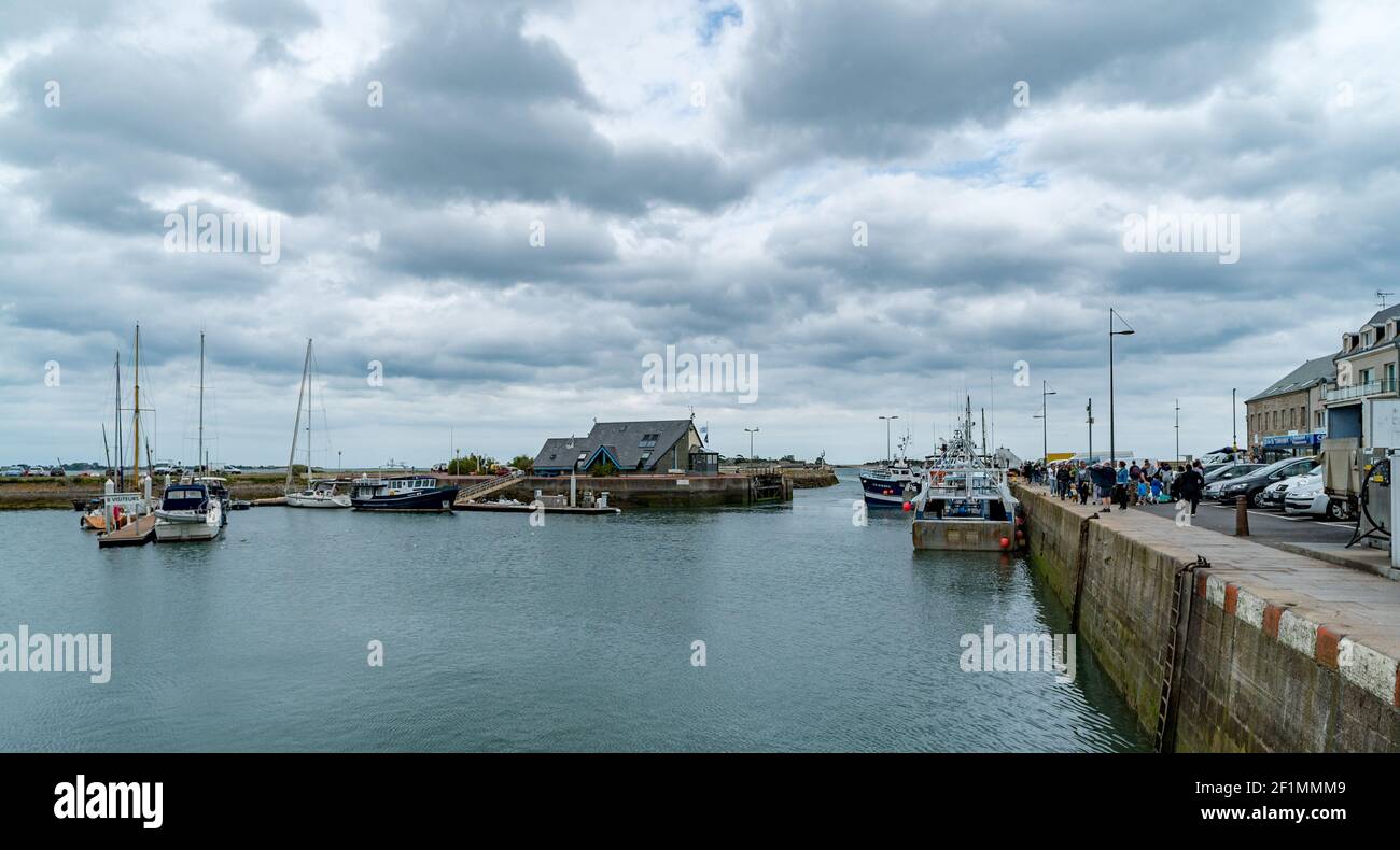 Panorama view of the harbor and port of Saint-Vaast-la-Hougue in ...