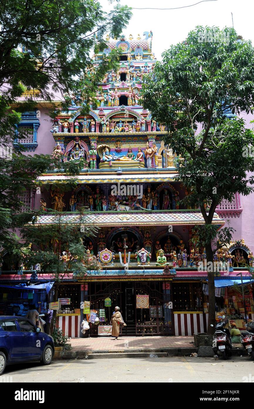 Place of worship Asthika Samaj Kochu Guruvayoor Sree Ram Mandir HinduTemple matunga Stock Photo