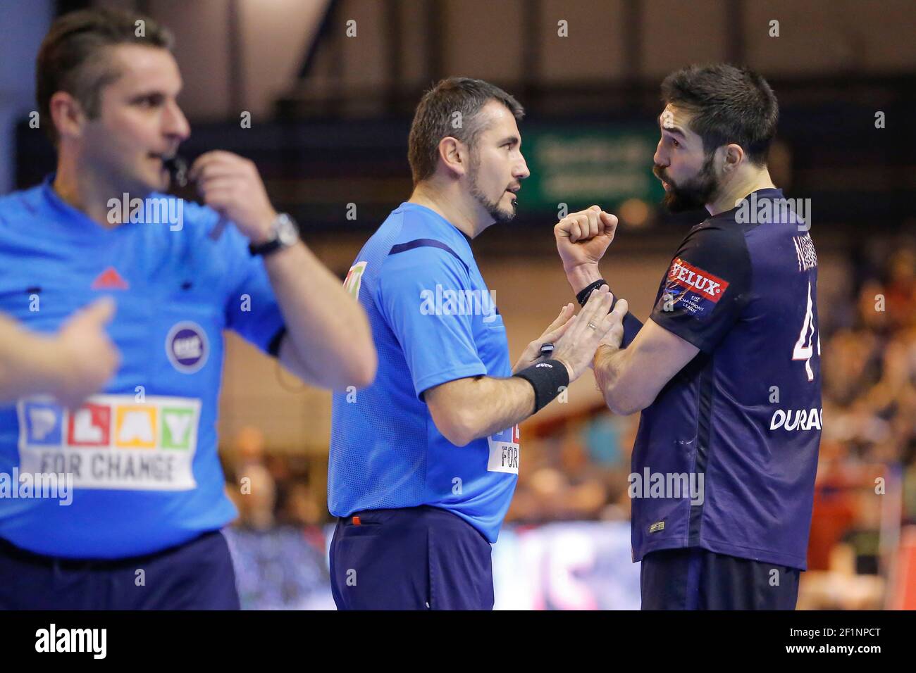 Handball referees hi-res stock photography and images - Alamy