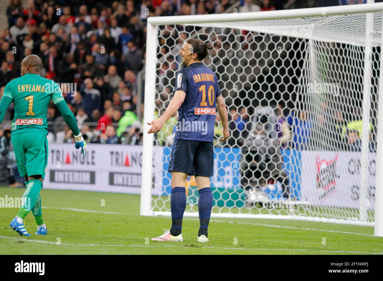 Zlatan Ibrahimovic (psg), Vincent ENYEAMA (Lille OSC) during the French League Cup final football match between Paris Saint Germain and Lille on April 23, 2016 at Stade de France in Saint-Denis, near Paris, France - Photo Stephane Allaman / DPPI Stock Photo