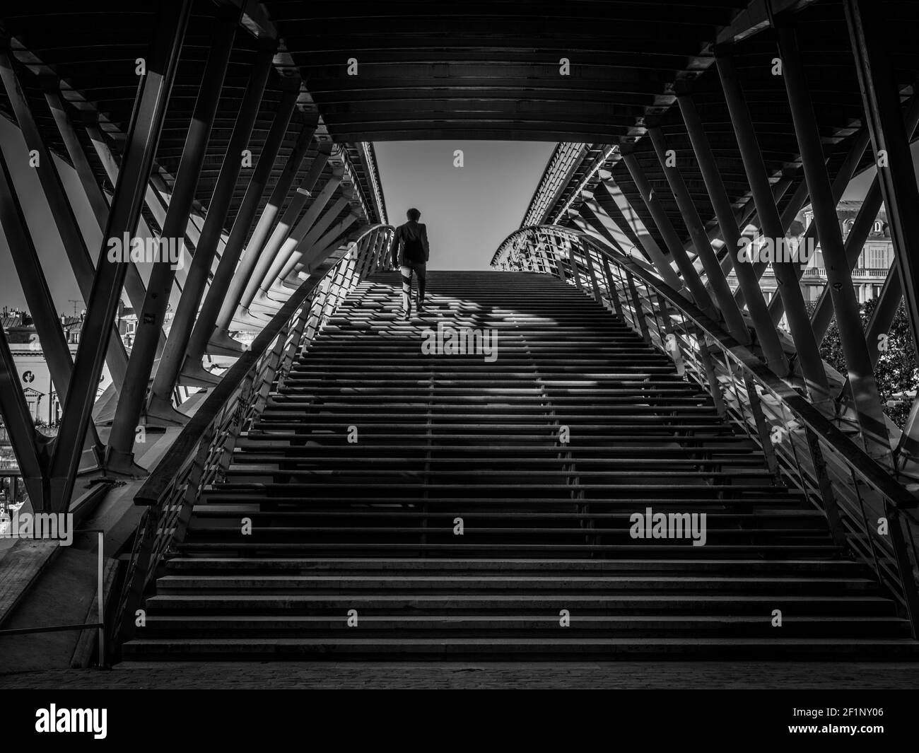 Passerelle leopold senghor Black and White Stock Photos & Images Alamy