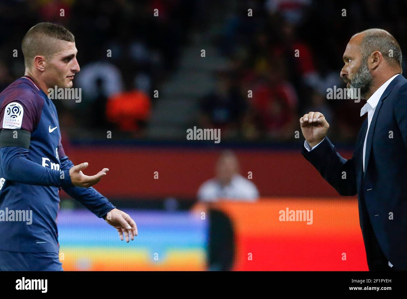 Marco Verratti (psg) received a yellow card and must leave the
