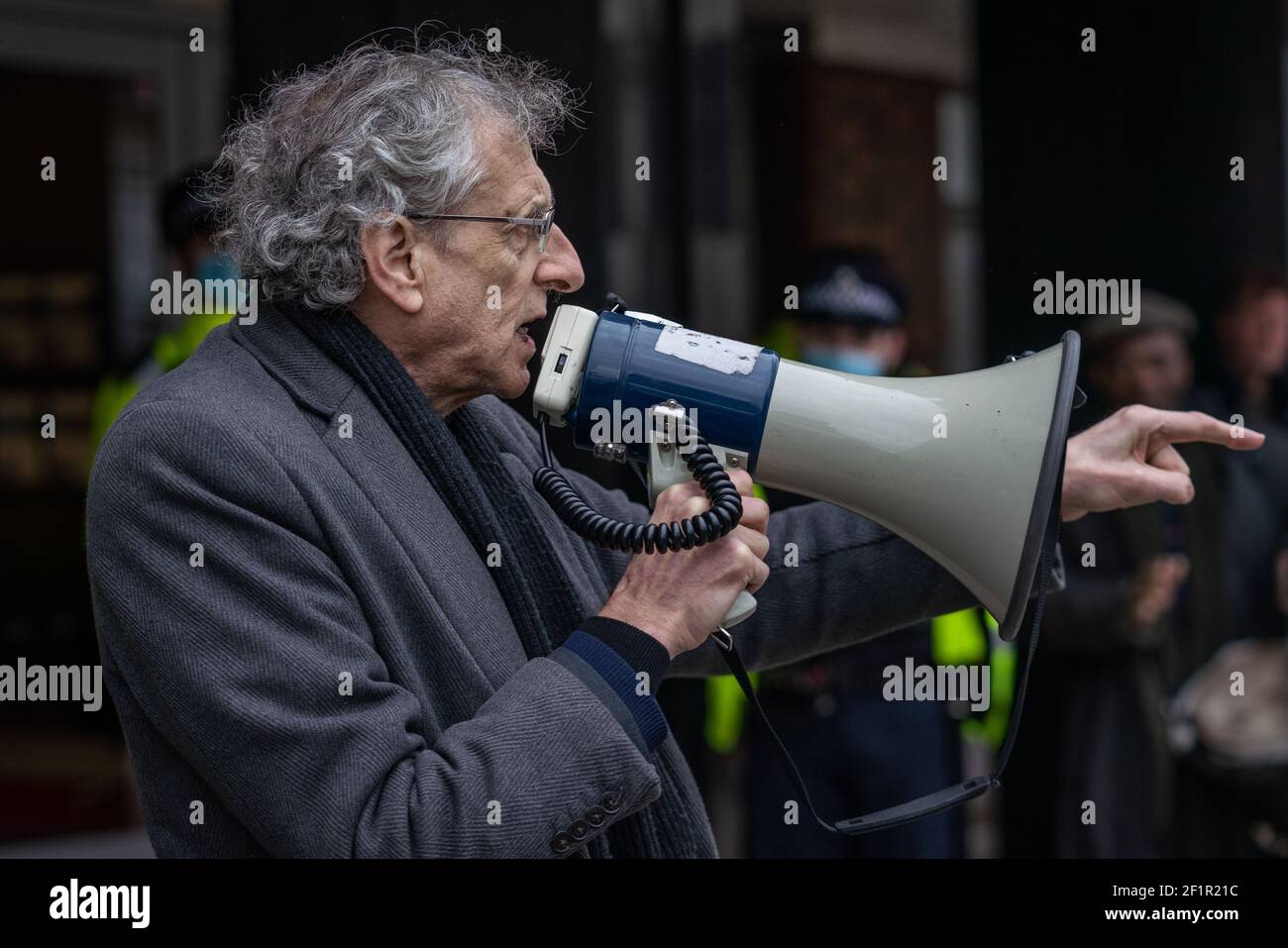 Coronavirus: Piers Corbyn attends an attempted anti-lockdown event of 20-30 protesters on Richmond Green in south east London, UK. Stock Photo