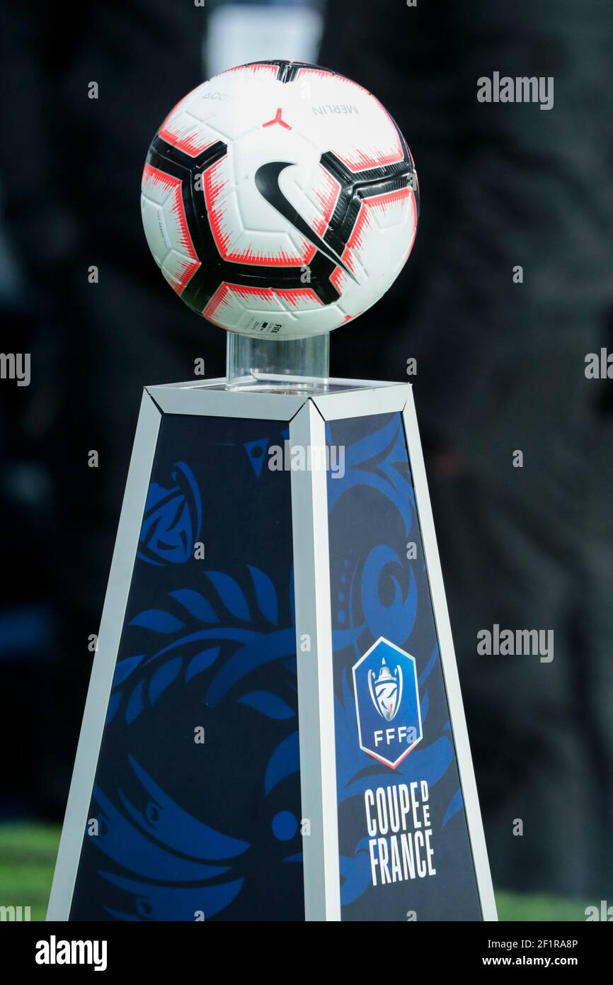 Illustration official Nike ball during the French Cup, round of 32 football  match between between Paris Saint-Germain and RC Strasbourg on January 23,  2019 at Parc des Princes stadium in Paris, France -