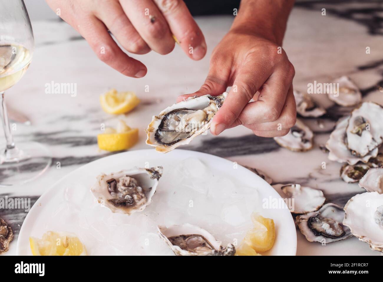 Delivery Oysters High Resolution Stock Photography and Images Alamy