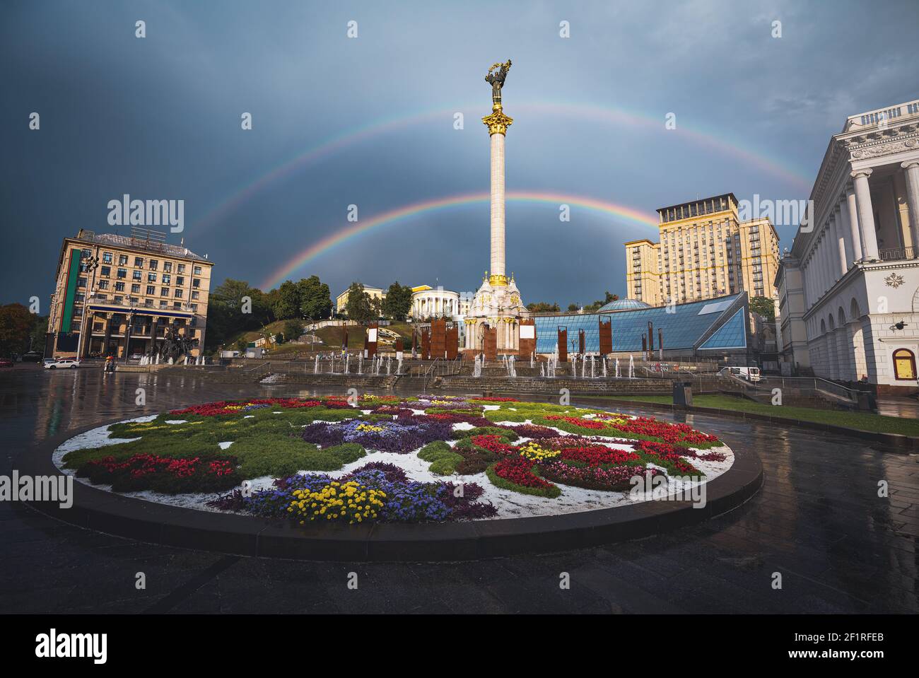 Independence Monument Column at Independence Square with a beautiful double rainbow - Kiev, Ukraine Stock Photo