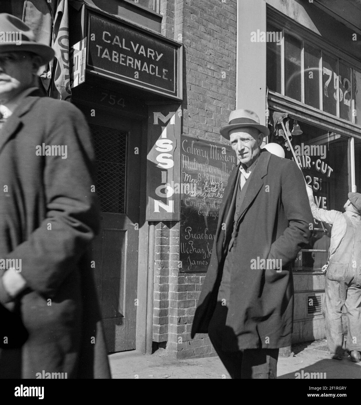 Howard Street, called "Skid Row," the street of the unemployed in San