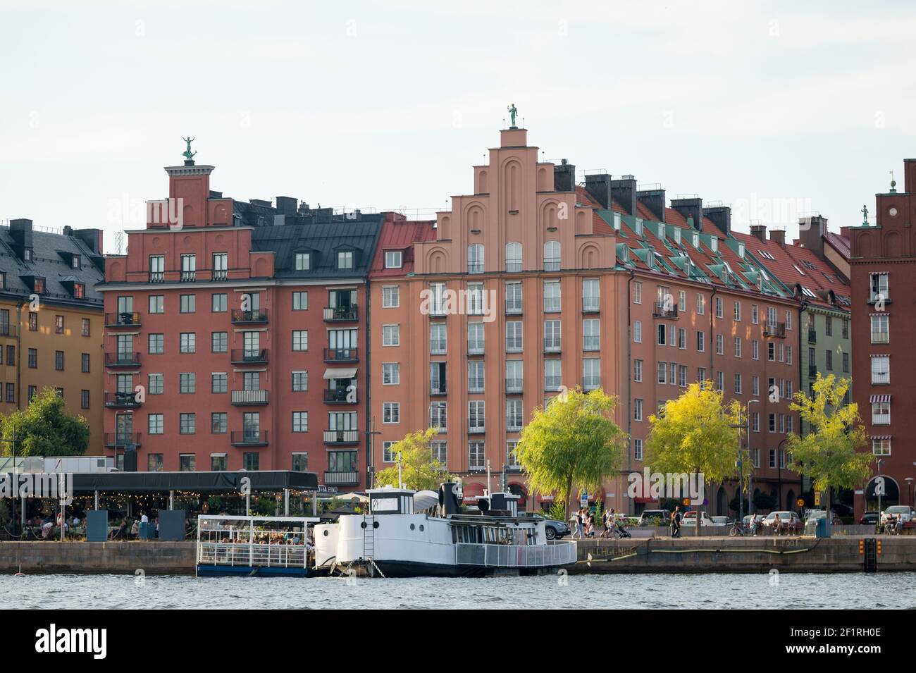 Boats and buildings along Norr Mälarstrand, Kungsholmen, Stockholm, Sweden. Stock Photo