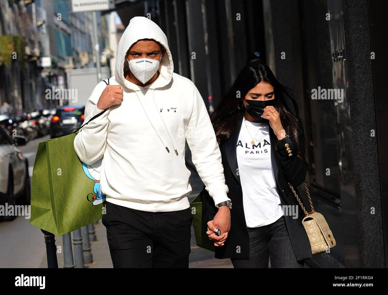 Milan, Luis Muriel and his wife Paula shopping in the center Luis Muriel striker of the Colombian national team and ATALANTA, arrives in the center with his wife to go shopping. Here they are after visiting the GUCCI boutique in via Montenapoleone, then a long walk home. Stock Photo