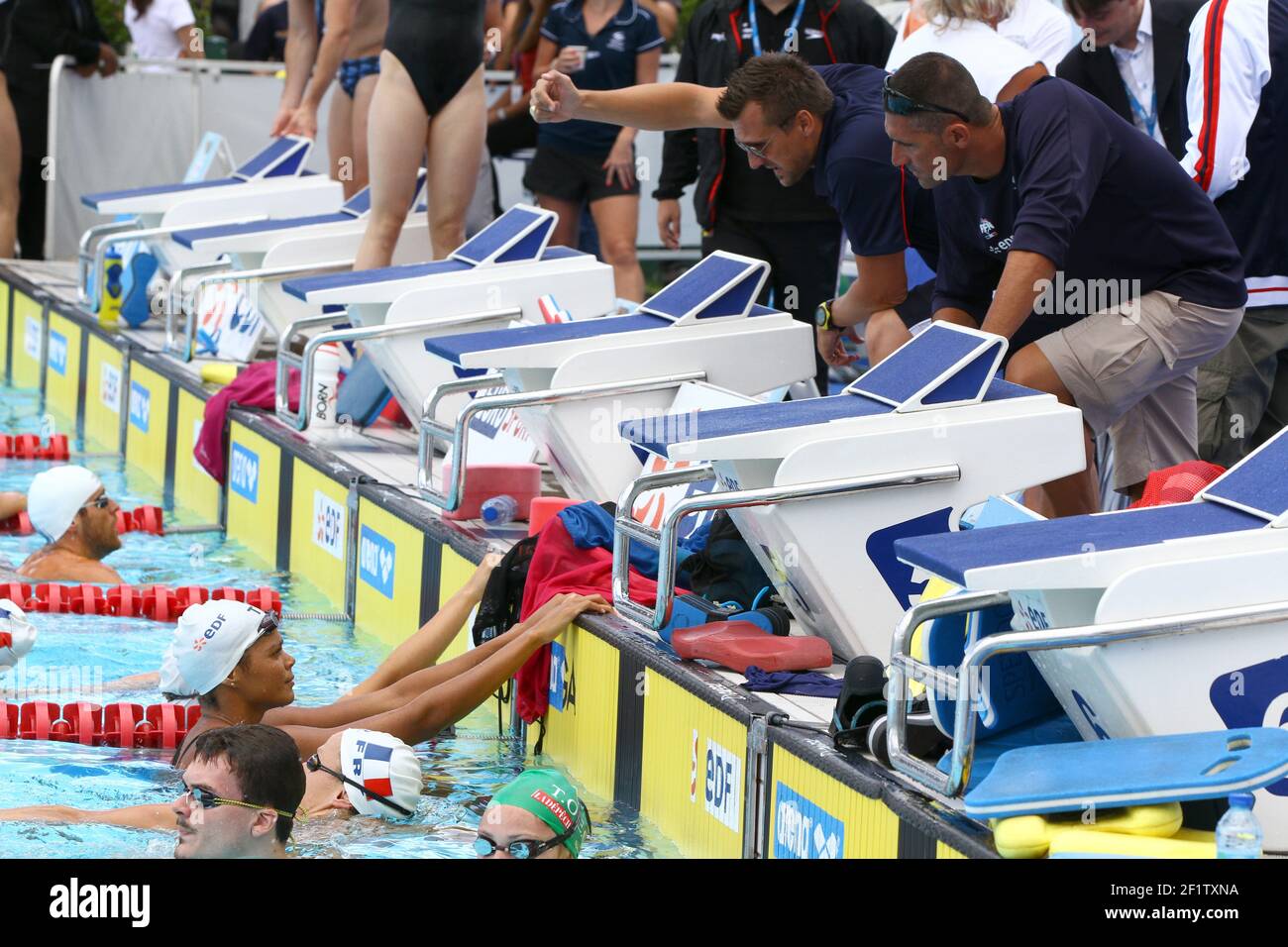 SWIMMING - OPEN EDF 2012 - LA CROIX CATELAN / PARIS (FRA) - DAY 1 - 06/07/2012 - PHOTO EDDY LEMAISTRE / KMSP / DPPI - CORALIE BALMY (FRA) WITH HER COACH FRANCK ESPOSITO Stock Photo