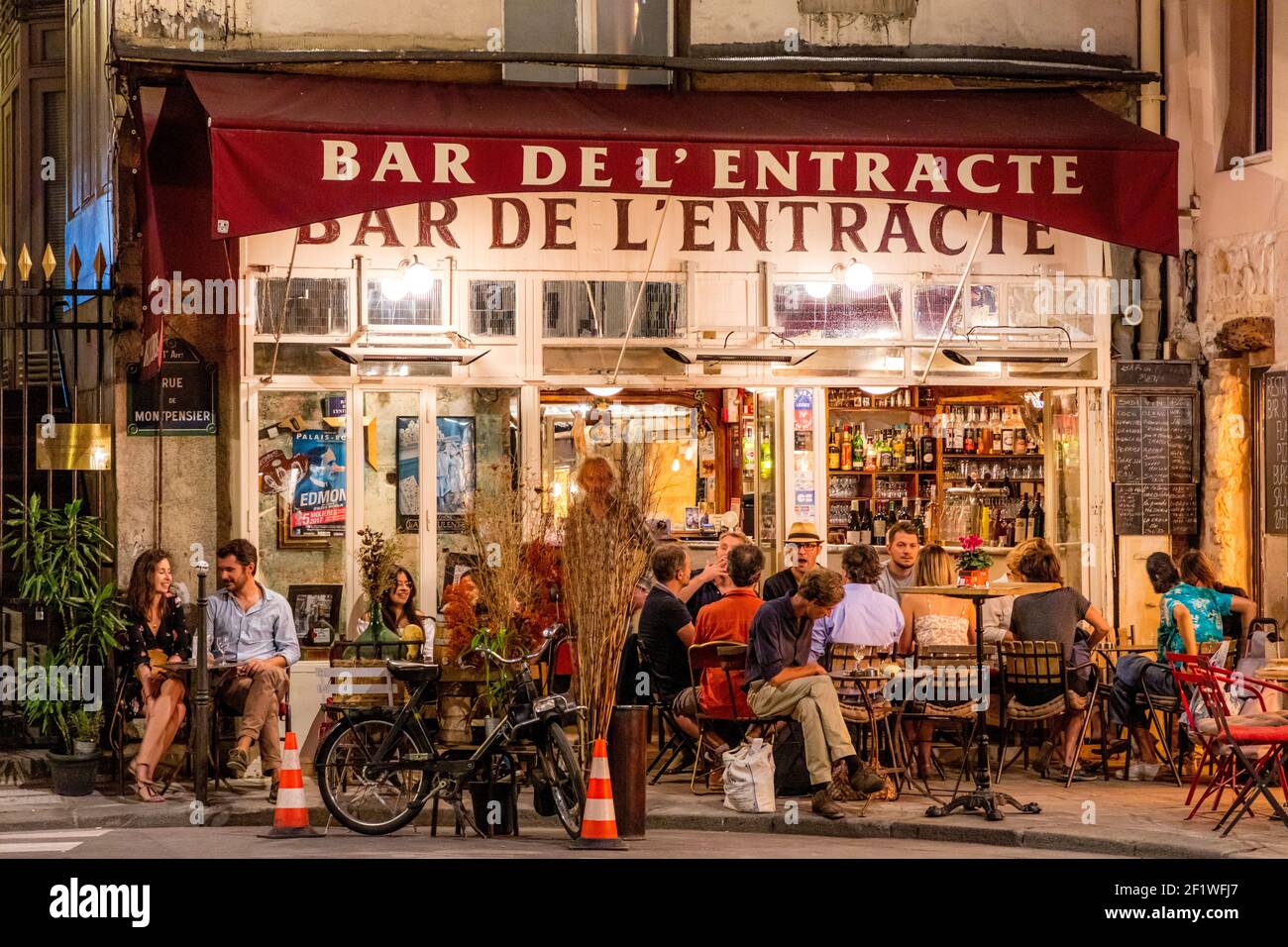 Bar de l'Entracte in the 1st Arrondissement near Palais Royal, Paris, France Stock Photo