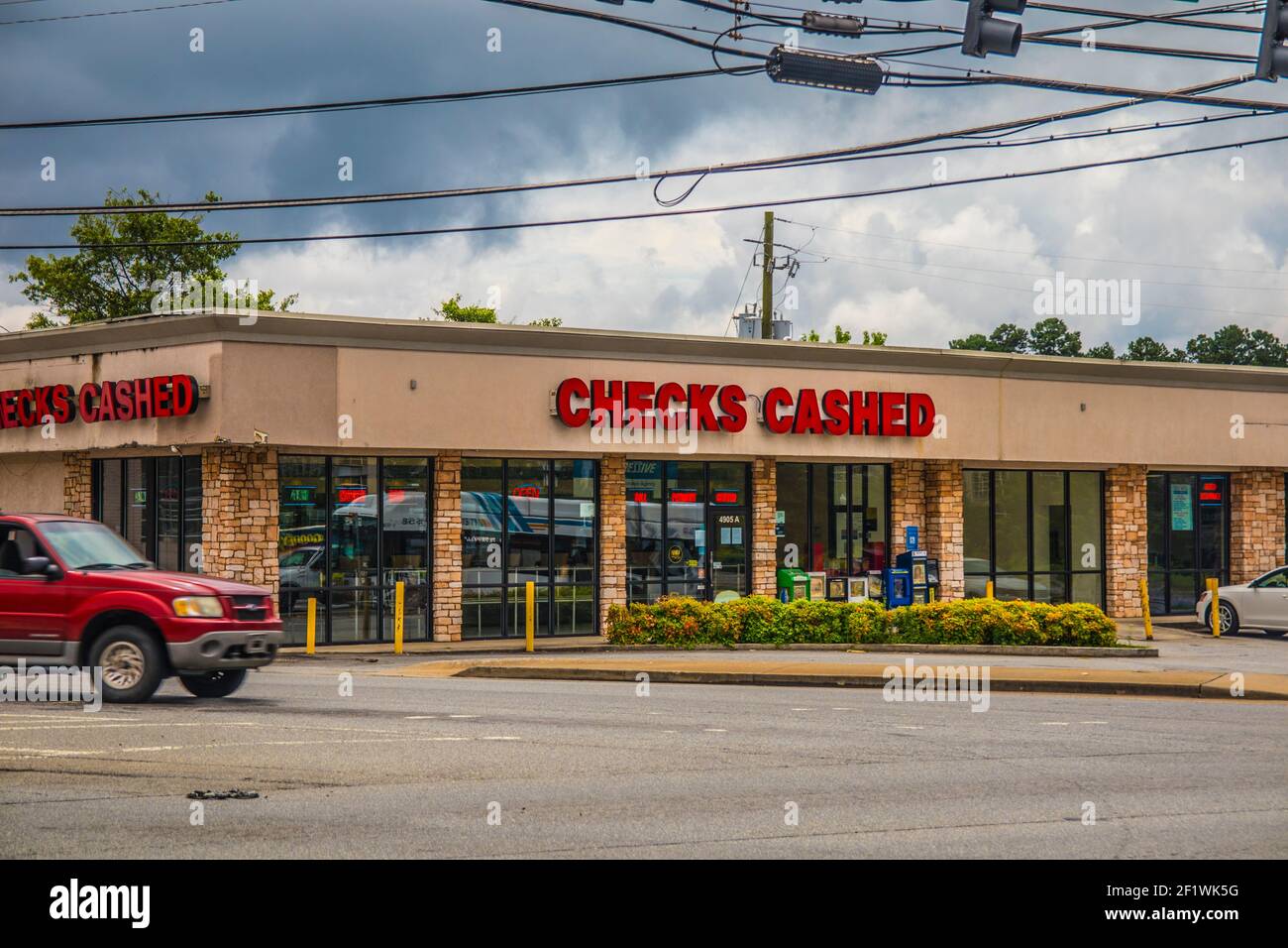 Checks cashed sign hi-res stock photography and images - Alamy