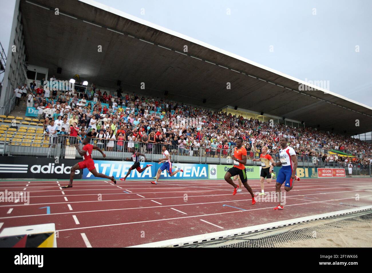 ATHLETICS - DECANATION 2012 - ALBI (FRA) - 15/08/2012 - PHOTO : MANUEL BLONDEAU / KMSP / DPPI - MEN 100M - JUSTIN GATLIN OF USA - DWAIN CHAMBERS OF GREAT BRITAIN - JIMMY VICAUT OF FRANCE - JASON YOUNG OF JAMAICA - MARTIN KELLER OF GERMANY AND RONALD POGNON (FROM L TO R) Stock Photo