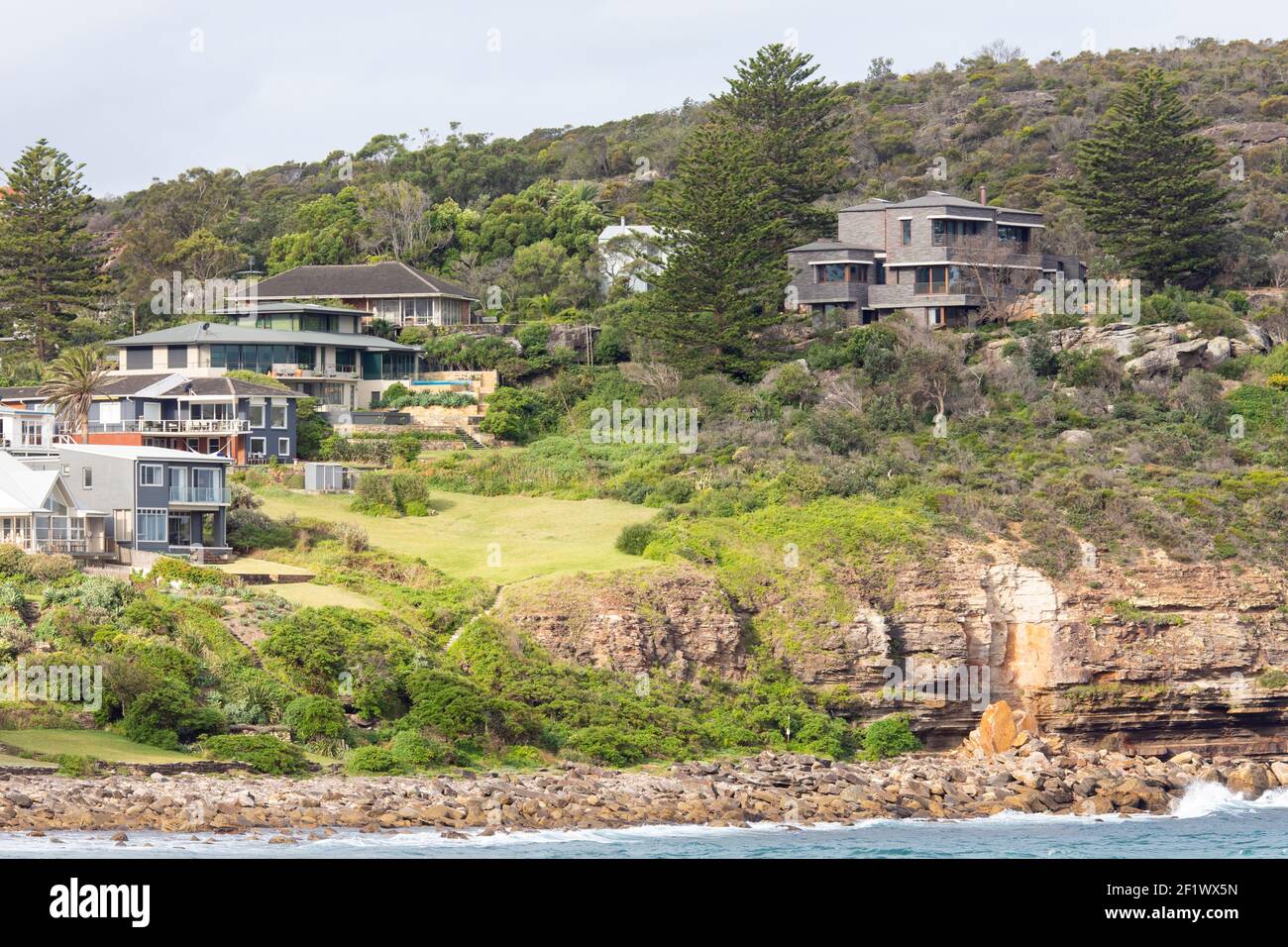 Sydney waterfront homes on a headland at Avalon Beach with coastal