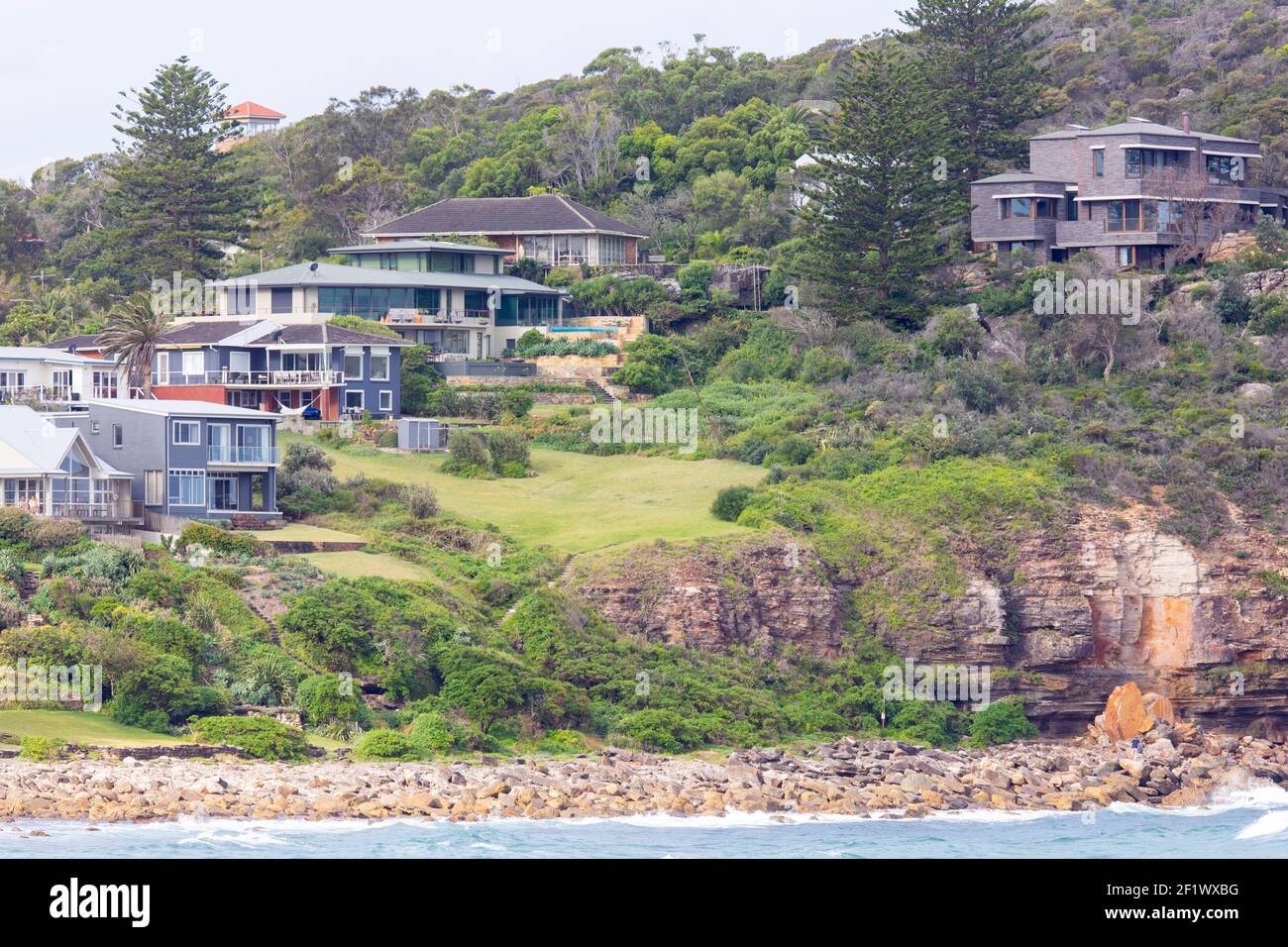 Sydney waterfront homes on a headland at Avalon Beach with coastal