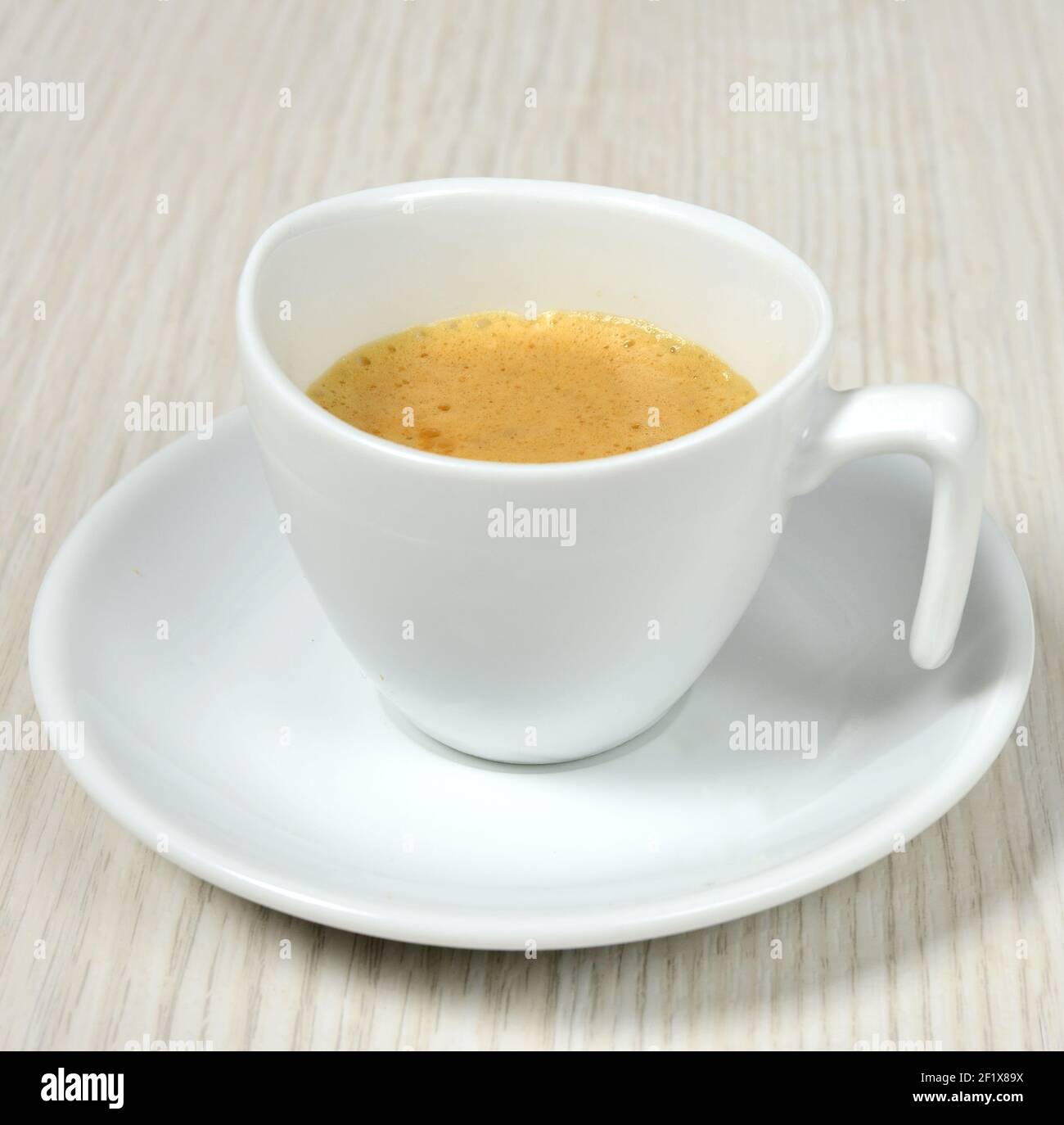 Simple coffee cup hi-res stock photography and images - Alamy
