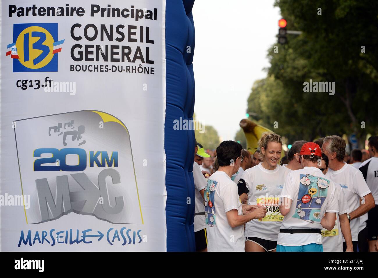 Marathon start france hi-res stock photography and images - Alamy
